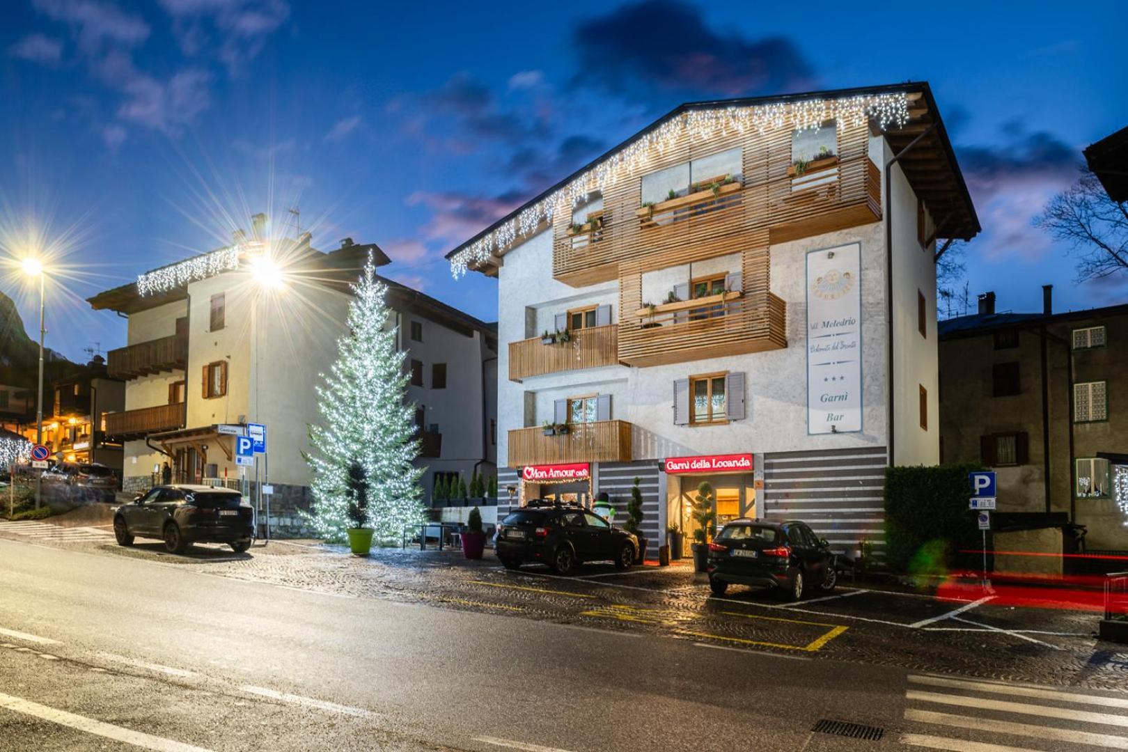 Hotel Diffuso Locanda Elisa Dimaro Exterior photo